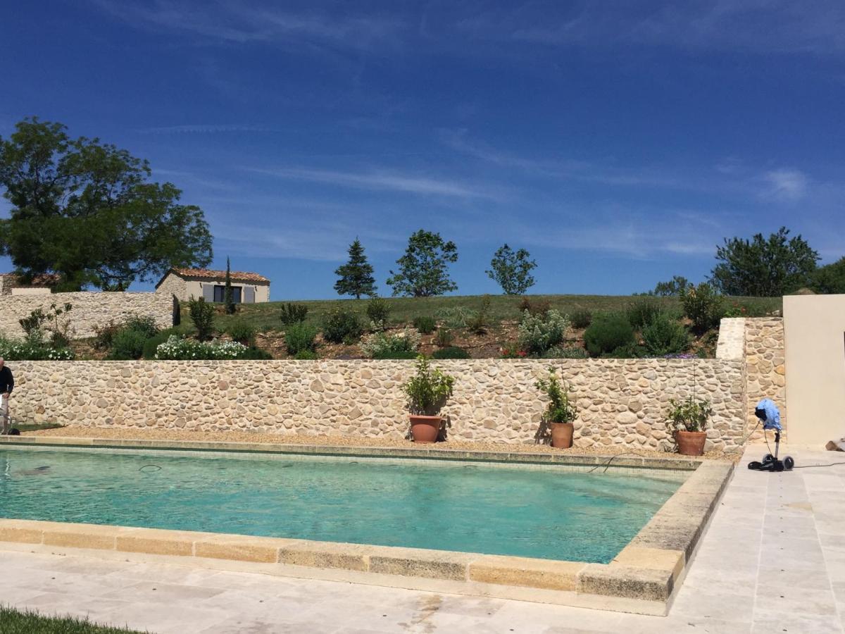 Chut ! C'Est Ici Hotel Venelles Bagian luar foto